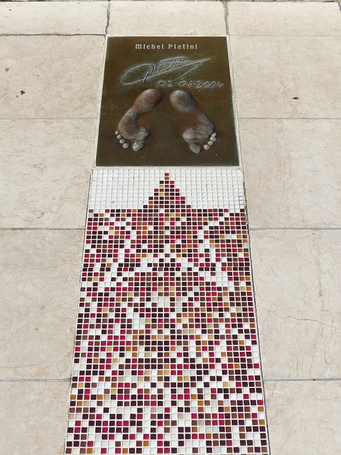 让球迷们沸 让球迷们沸